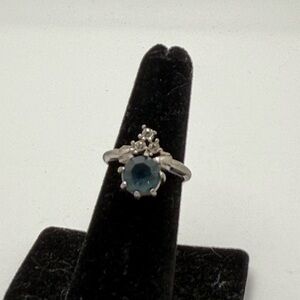 Vintage 1975 Avon Indiglow Silver Tone Ring 5.75 Jewelry